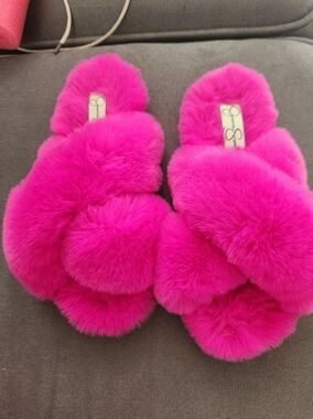 Jessica Simpson Faux Fur Crisscross Slide Slippers - Hot Pink